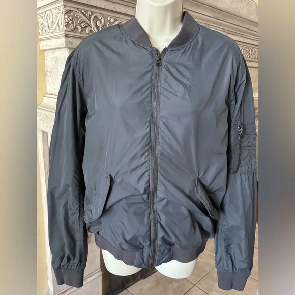 H&M Grey Gun Metal Utility/Cargo Style Jacket Size Medium Unisex - Picture 1 of 7